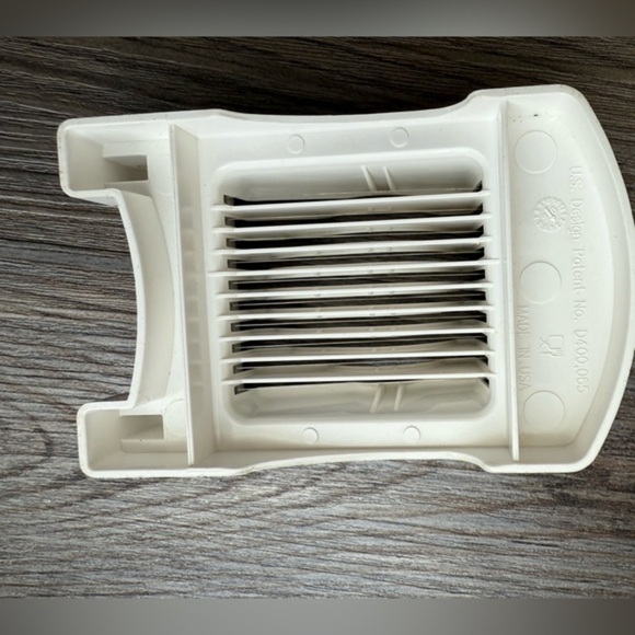 Pampered Chef Egg Slicer - Picture 7 of 7